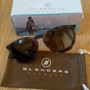 Blenders Eyewear Sunglasses